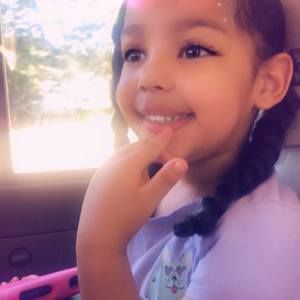 Meet your Posher, Eman